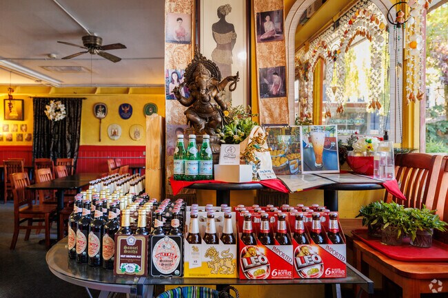 Amorn Thai Cuisine adds vibrant color and bold flavors to Town Center’s dining scene.