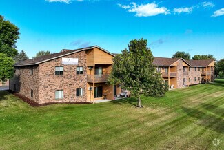 535 6th St, Avon, MN 56310