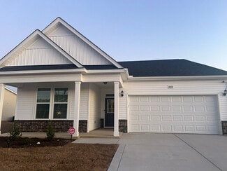 2032 Secluded Dell Rd, Fayetteville, NC 28306