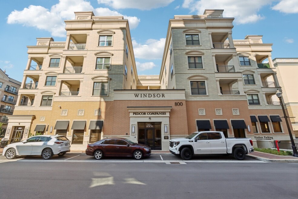 The Wren & The Windsor, Carmel, IN 46032 - photo 1