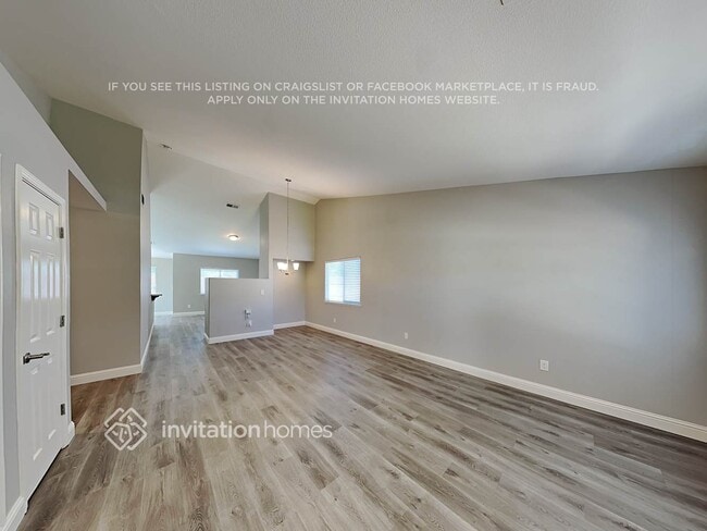 15 Whitestone Ct, Elk Grove, CA 95758 - photo 4