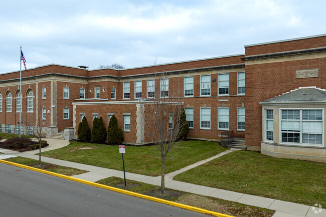 Forest Elementary School has a student to teacher ratio of 13 to 1.