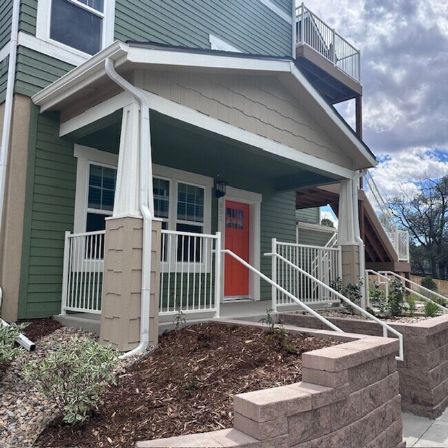 Clover On Cascade, Colorado Springs, CO 80907 - photo 3