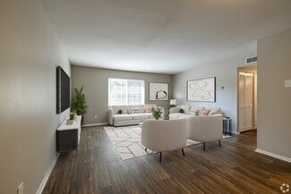 1 Lakeside Rd, Greenville, SC 29611