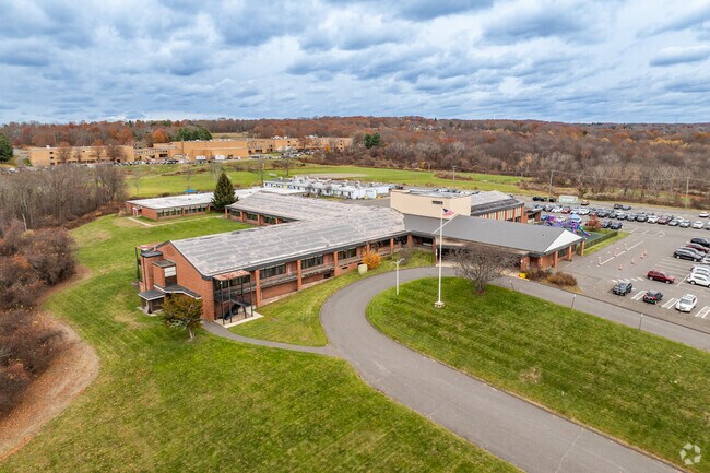 330 Bucks Hill Rd, Waterbury, CT 06704