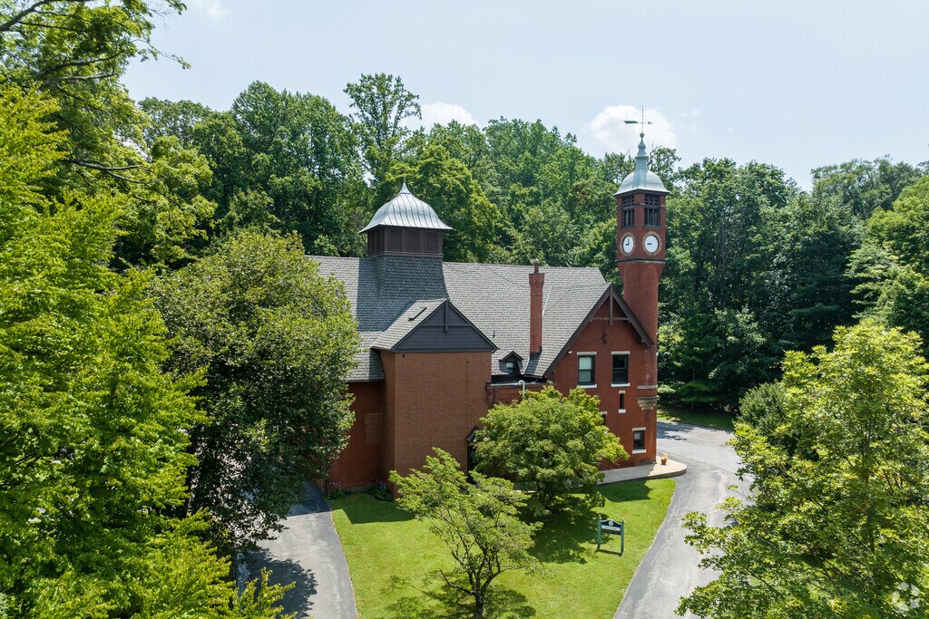 St. Aloysius Academy is the only Private, Catholic, All-Boys, K-8 School in Rosemont.