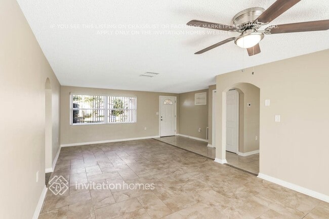 1190 Chelsea Ln, Holiday, FL 34691 - photo 4