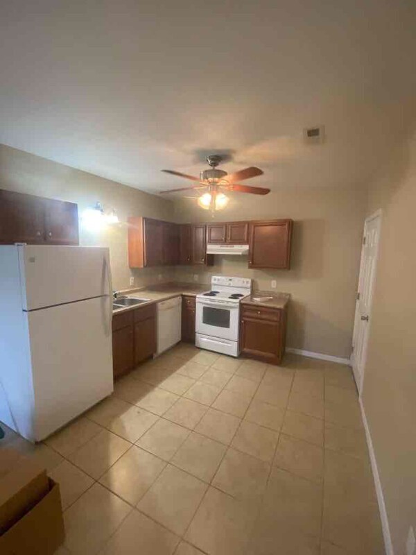 203 Mccune St unit 1, Pilot Knob, MO 63663 - photo 2