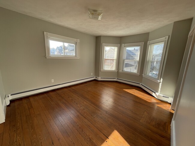 16 Maple St unit 4, Waltham, MA 02453 - photo 5