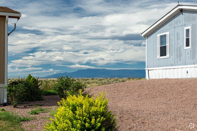 Homes in Ridge offer great views of the distant landscape.
