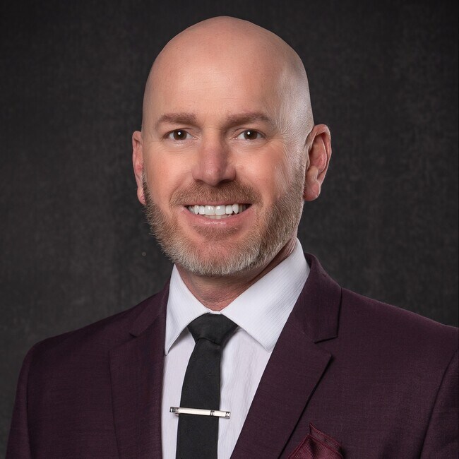 Agent Photo