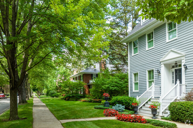 Quiet tree lined streets are found throughout the East Naperville neighborhood.