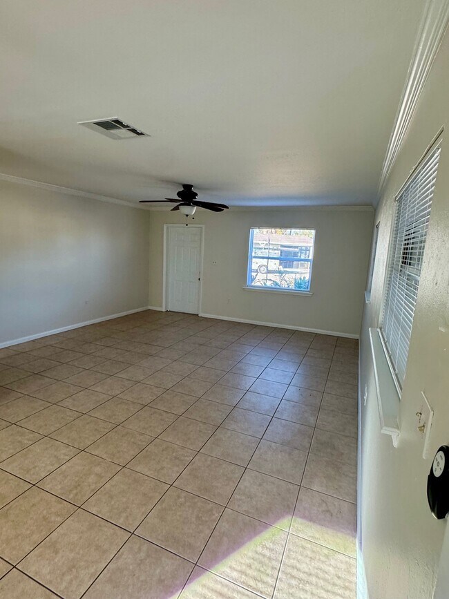 77 2nd St unit 77, Fort Myers, FL 33907 - photo 4