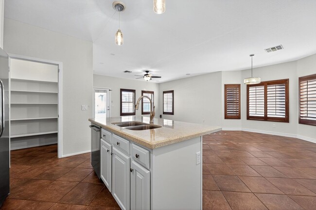 4178 E Maplewood St, Gilbert, AZ 85297 - photo 4