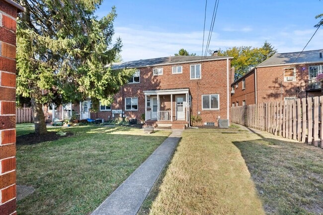 1656-1662 Northwest Blvd, Columbus, OH 43212 - photo 2