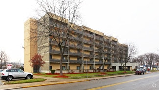 7130 Frankstown Ave, Pittsburgh, PA 15208