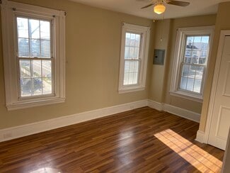 600 Roxborough Ave Unit 2nd floor, Philadelphia, PA 19128