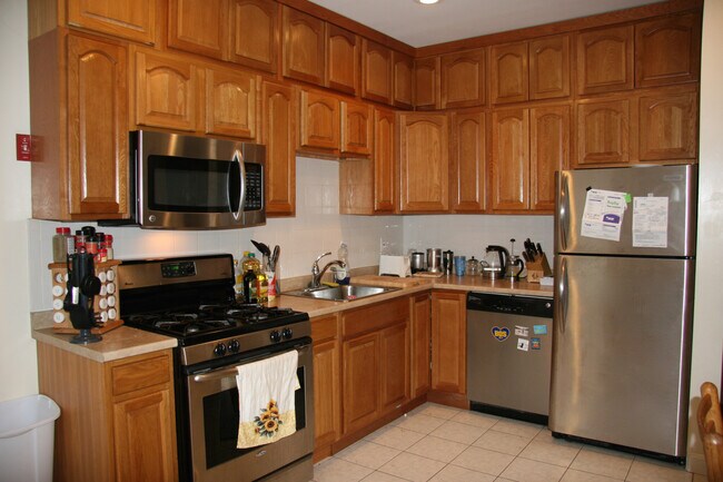 54 Hobson St unit 2, Brighton, MA 02135 - photo 2