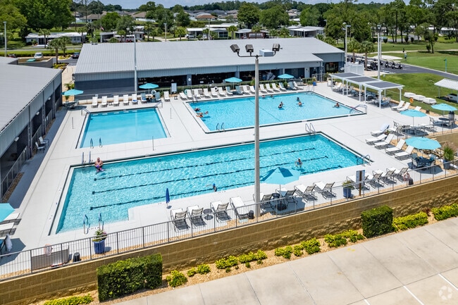 Rolling Greens Executive Golf Club also offers three swimming pools in Silver Spring Shores.