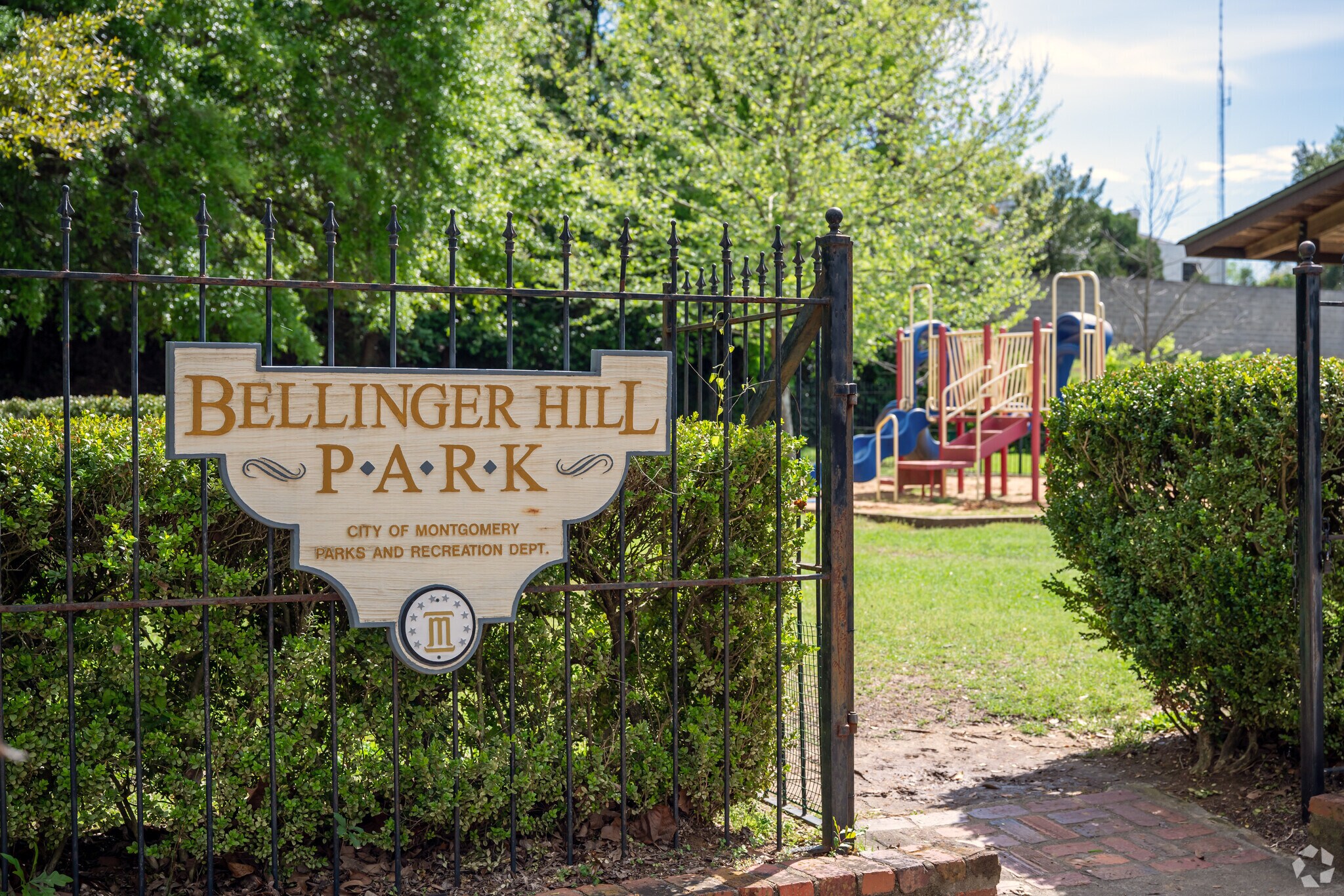 Bellinger Hill Park is located in the Garden District.