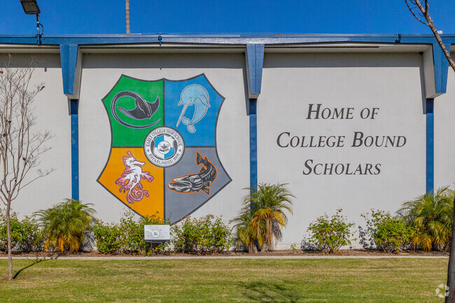 Your children will love learning at Early College High School.