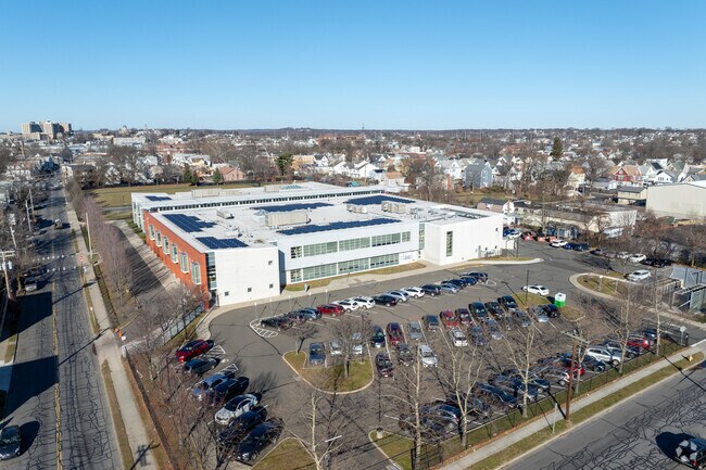 Tisdale School is a public school.