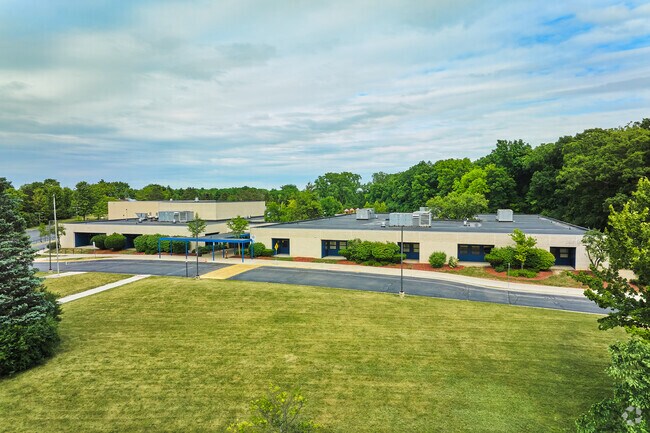 Martin Luther King Elementary serves just under 500 students in Glacier Way, MI.