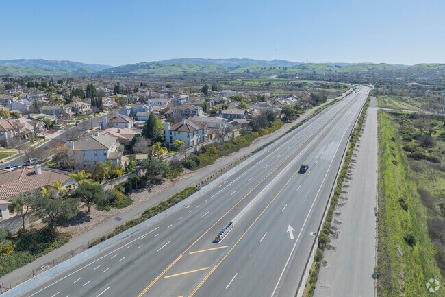 At the edge of the Three Fountains neighborhood sits the 84, which bridges the 580 and 680 freeways.