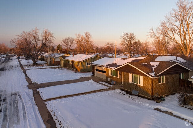A row of ranch-style homes in Kendrick Lake.
