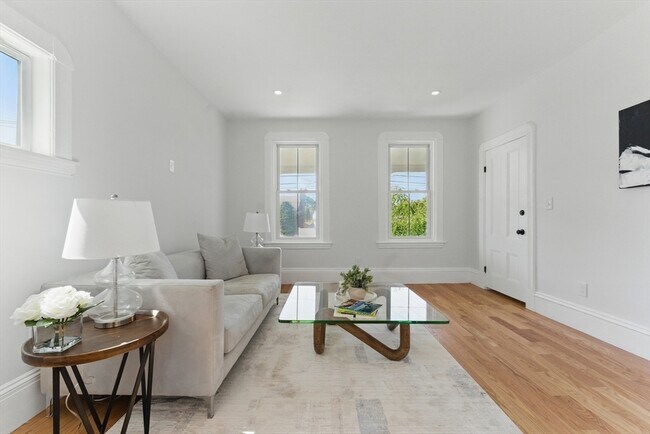 80 Shirley St unit 3, Winthrop, MA 02152 - photo 5