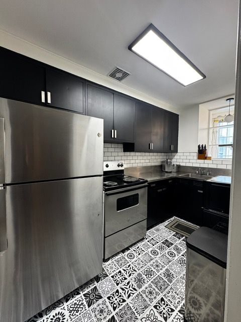 612 Union St, Schenectady, NY 12305 - photo 3