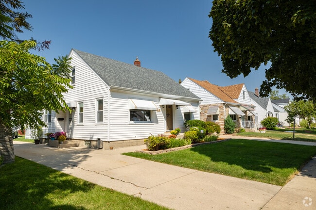 Single-story simple frame houses in Southpoint make great homes for smaller families.