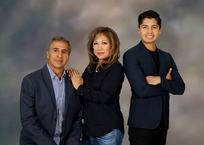 Agent Photo