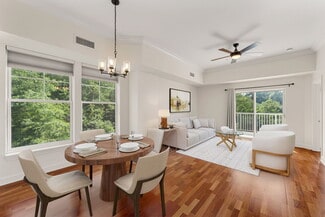 38 Village Rd Unit 715, Middleton, MA 01949