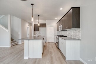 4237 E Woodmurra St, Meridian, ID 83642