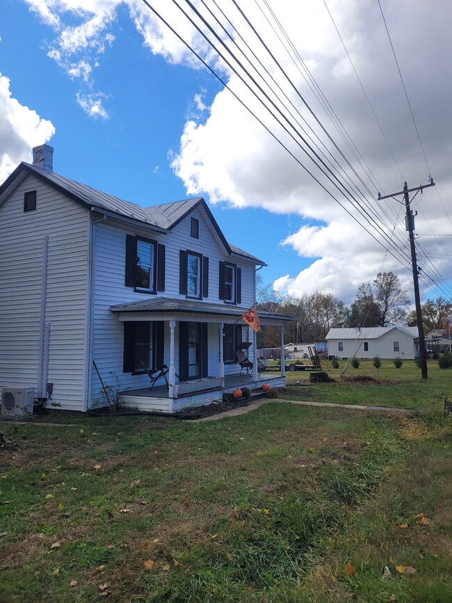 1795 New Hope and Crimora Rd, Crimora, VA 24431 - photo 2