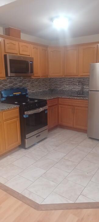 17606 Jamaica Ave Unit Debbie, Jamaica, NY 11432