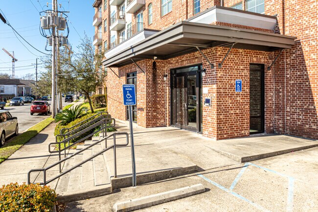 The Crescent Club, New Orleans, LA 70119 - photo 7