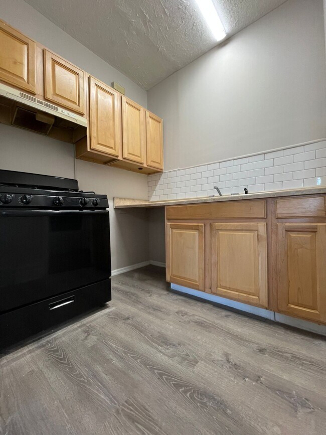 244 Duncan Ave Unit 3, Jersey City, NJ 07306