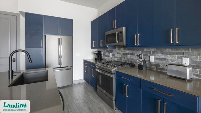 1215 Sawyer St unit 536, Houston, TX 77007 - photo 3