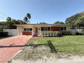 1642 NE 124th Ln, North Miami, FL 33181