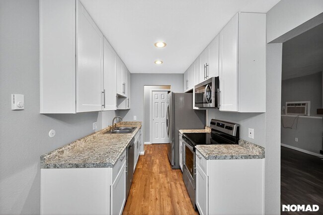 17403 E Mansfield Ave, Aurora, CO 80013 - photo 4