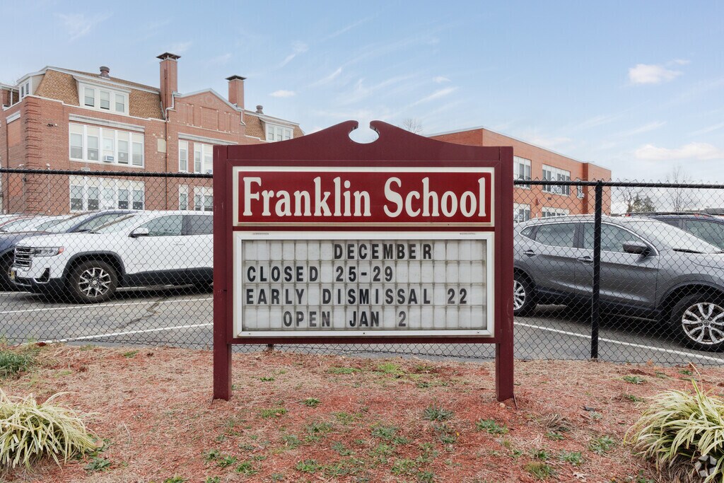 Franklin Elementary School is a public school in Bergenfield, NJ.