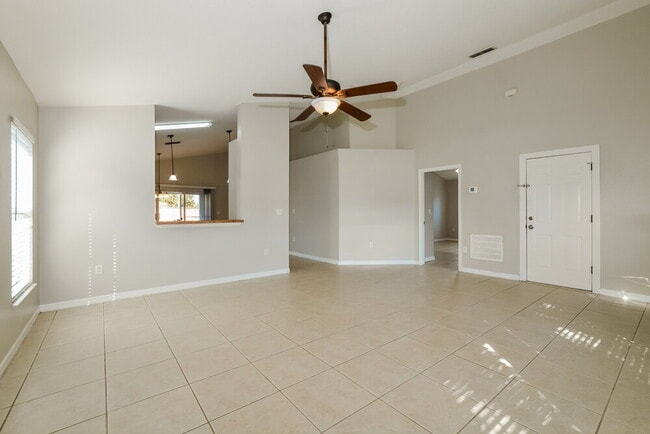 3316 Kelsey Ln, Saint Cloud, FL 34772 - photo 5