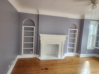 4842 Elm St Unit 3, Skokie, IL 60077