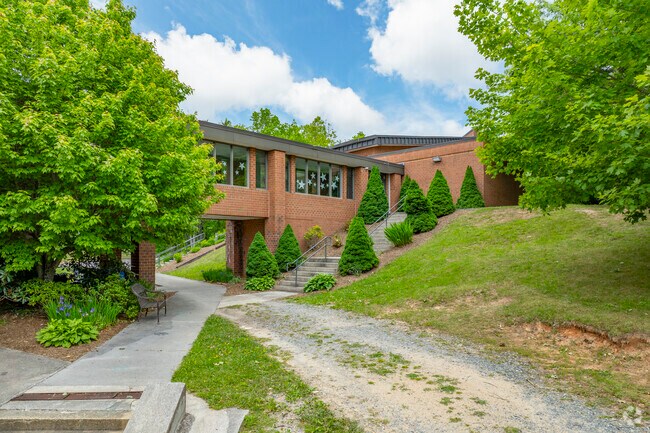 With 14.2% of students in gifted programs, Avery Middle School nurtures advanced learners through specialized instruction.