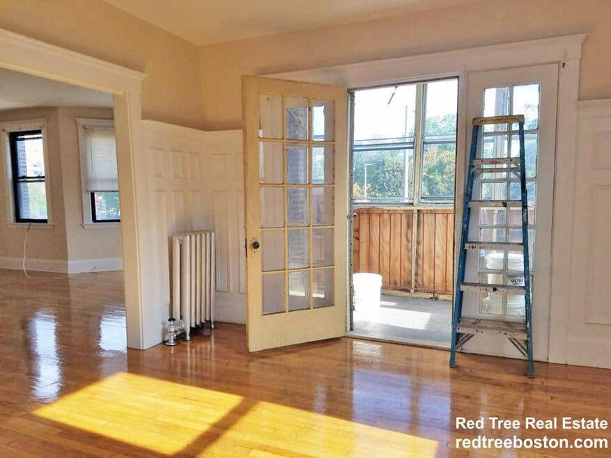 225 Chestnut Hill Ave unit 1, Boston, MA 02135 - photo 1