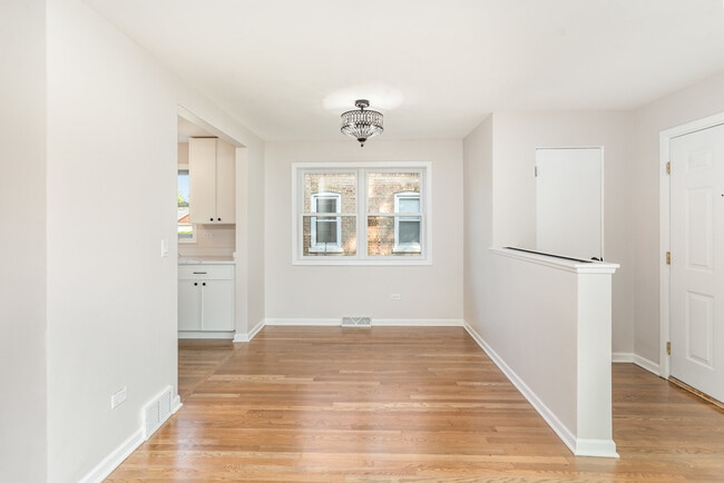 9356 S Union Ave, Chicago, IL 60620 - photo 5