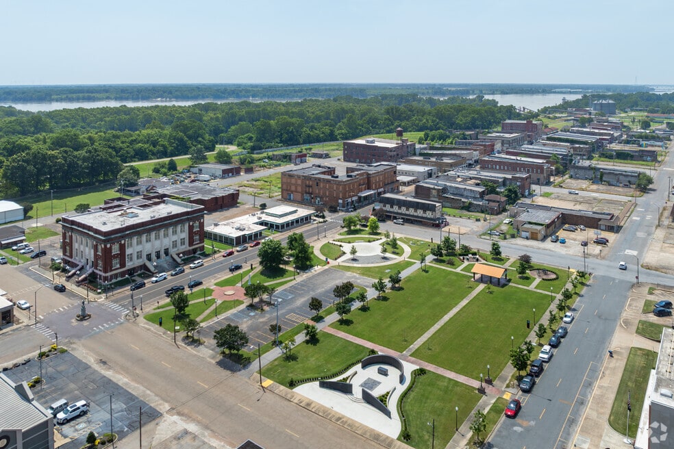 Helena-West Helena_1026261_MT_062025_001