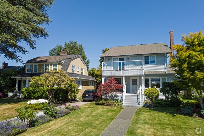 Farmhouse and Colonial style homes in Northwest Everett.